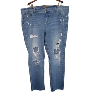 Torrid Crop Boyfriend Straight Stretch Mid-Rise Jean Cropped Size 20R